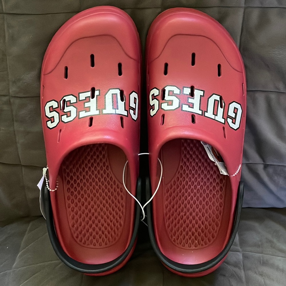 NEW Guess Mens Dumont Clog sz 11 SUPER NICE!